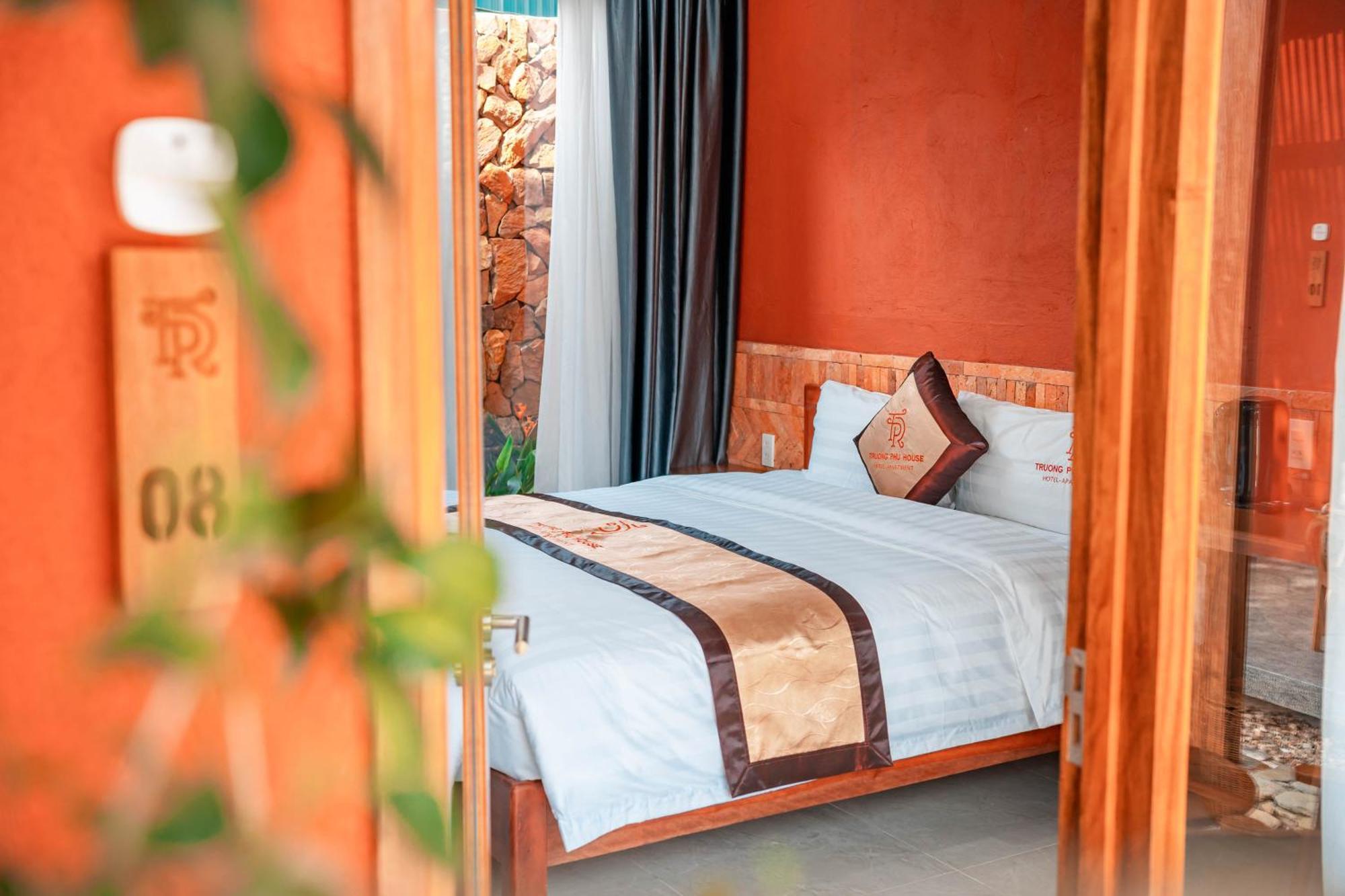 Truong Phu House - Hotel & Apartment Hué Extérieur photo