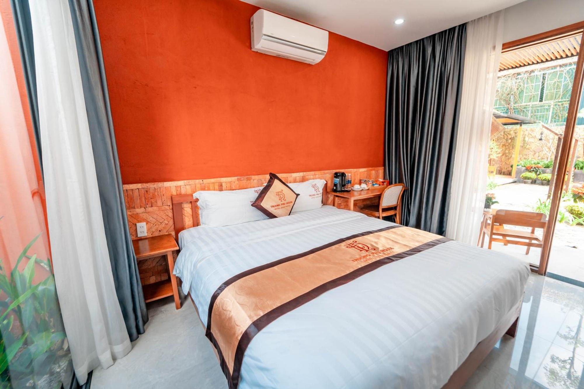 Truong Phu House - Hotel & Apartment Hué Extérieur photo