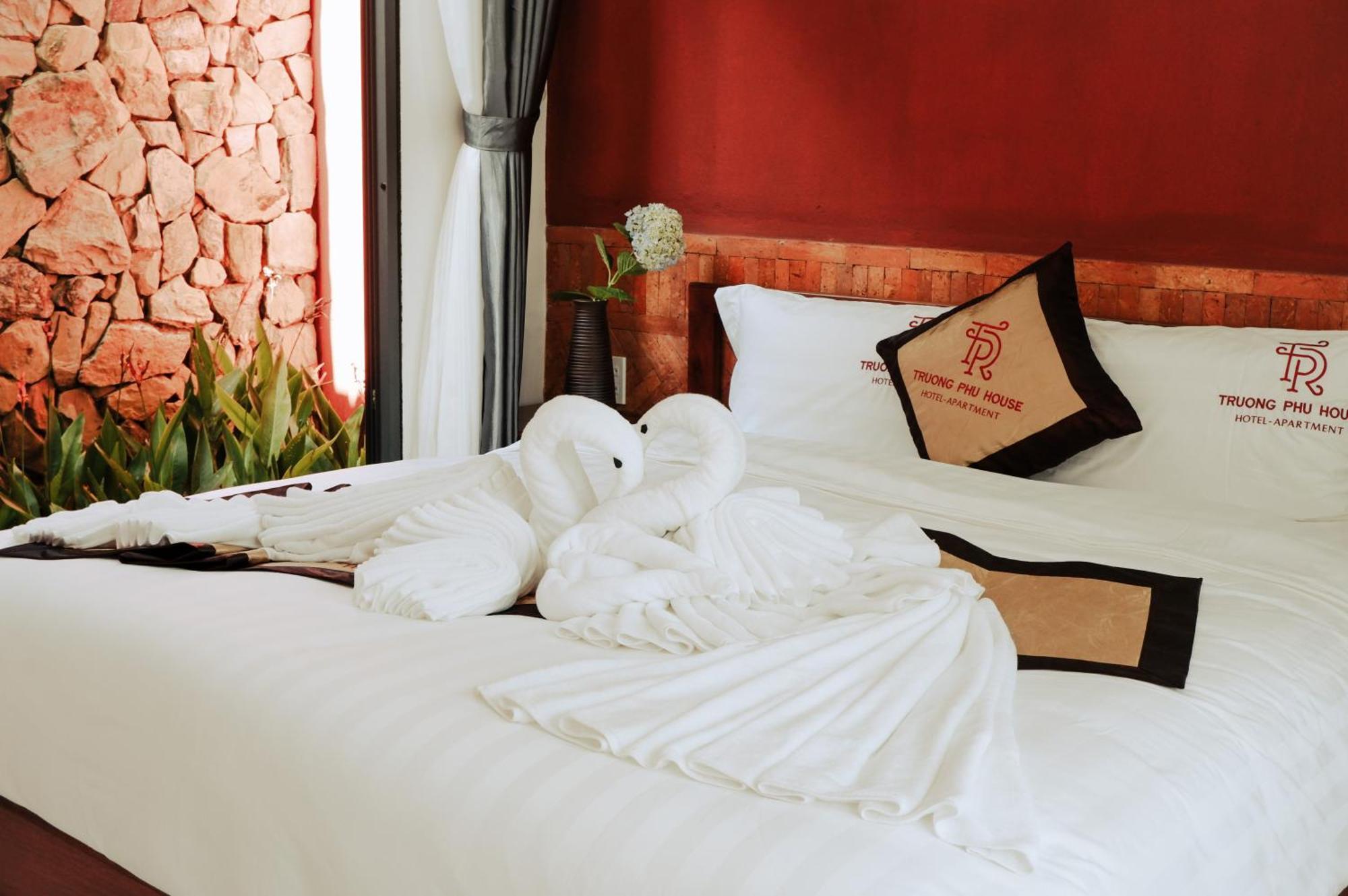 Truong Phu House - Hotel & Apartment Hué Extérieur photo